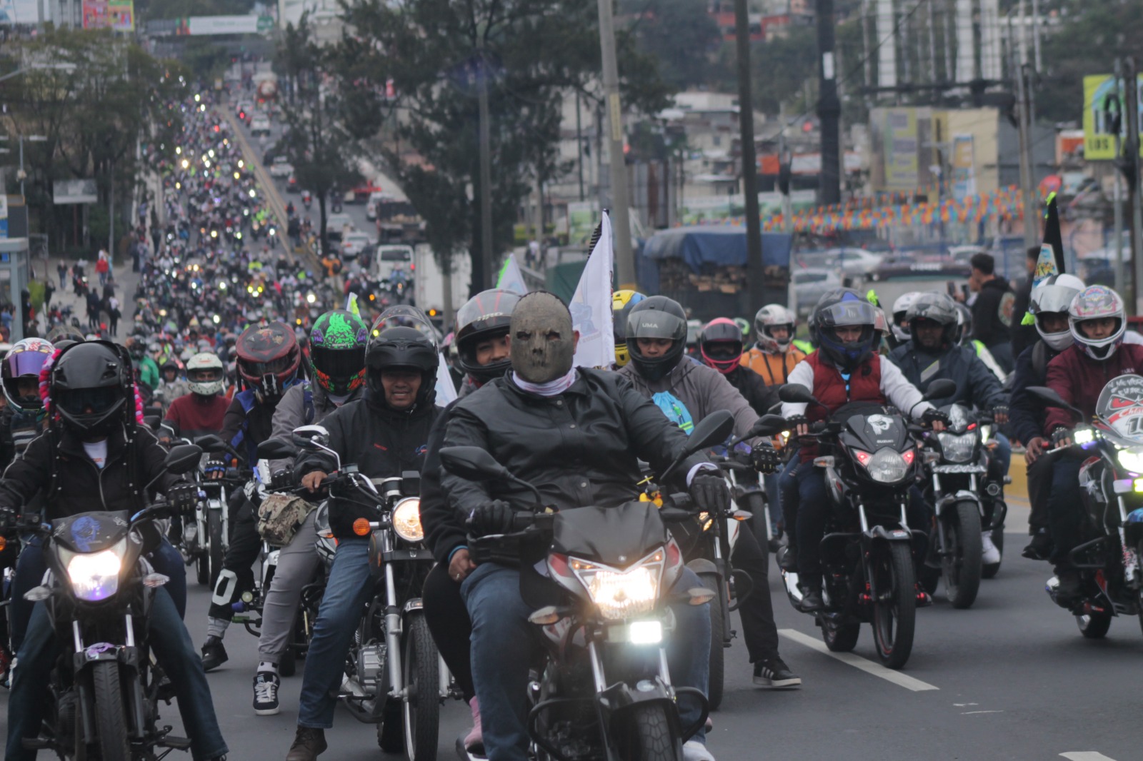 Motoristas rumbo a la Basílica de Esquipulas en la tradicional Caravana del ZorroFoto: La Hora