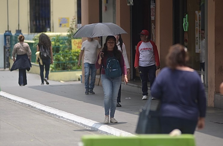 Archivo de clima cálido por la tarde en el Centro Histórico. Foto La Hora: Jose Orozco