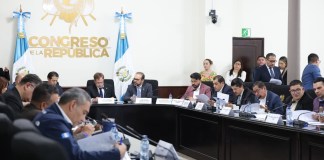 La junta directiva del Congreso conformó ternas para revisar los expedientes a magistrados de la Corte de Constitucionalidad. Foto: Organismo Legislativo