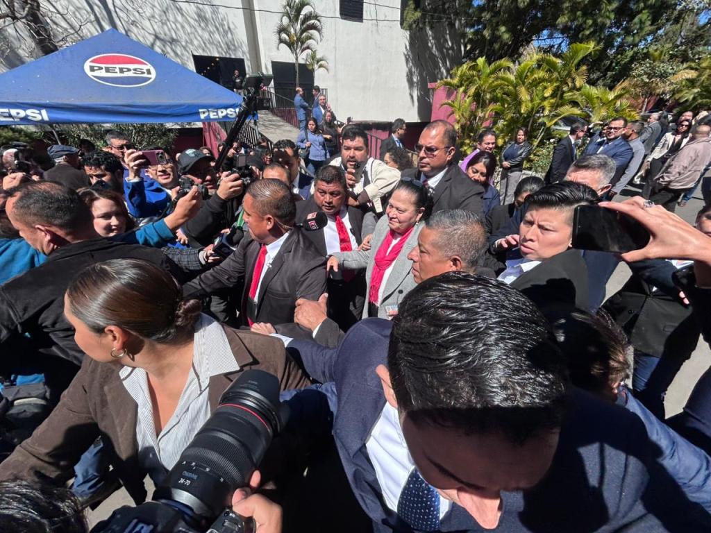 La fiscal general Consuelo Porras llegó a votar en la elección para magistrado titular y suplente de la Corte de Constitucionalidad (CC).