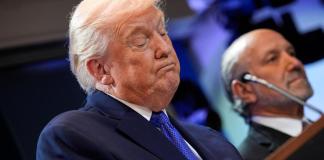 El presidente estadounidense, Donald Trump, estaría excluyendo a productos estratégicos, como textiles de CA, de nuevos aranceles. EFE/EPA/YURI GRIPAS / POOL