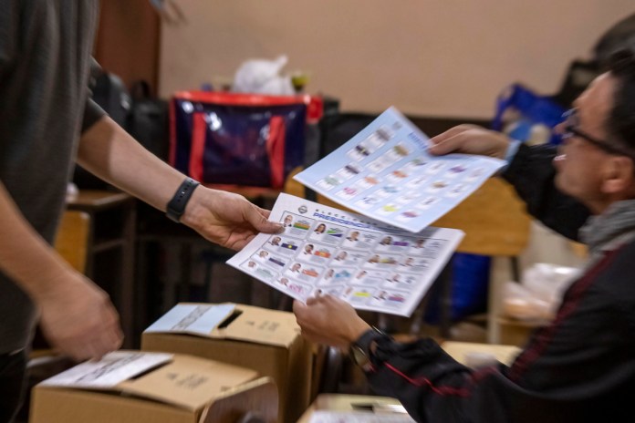 Los comicios en Costa Rica para elegir al presidente de la República y a los 57 diputados de la Asamblea Legislativa para el periodo 2026-2030 avanzan este domingo.