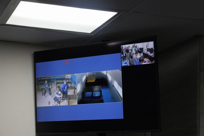 Por problemas en la conexión de videoconferencia, el Juzgado Cuarto Penal reprogramó la audiencia para cinco reos fugados de Fraijanes II. Foto: La Hora