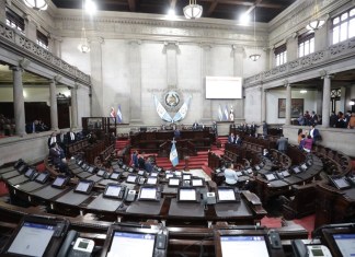 Varios diputados se excusaron de la sesión de este 12 de febrero, por lo que se detuvo la interpelación al ministro de Desarrollo Social. Foto: Congreso de la República