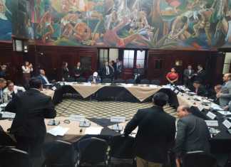 Los jefes de bloque aprobaron las agendas de las plenarias de la presente semana. Foto: La Hora