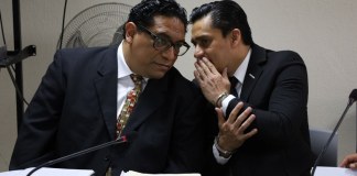Por ausencia de dos abogados defensores, el Tribunal Séptimo de Sentencia Penal aplazó juicio contra tres implicados en caso Semilla. Foto La Hora: Daniel Ramírez