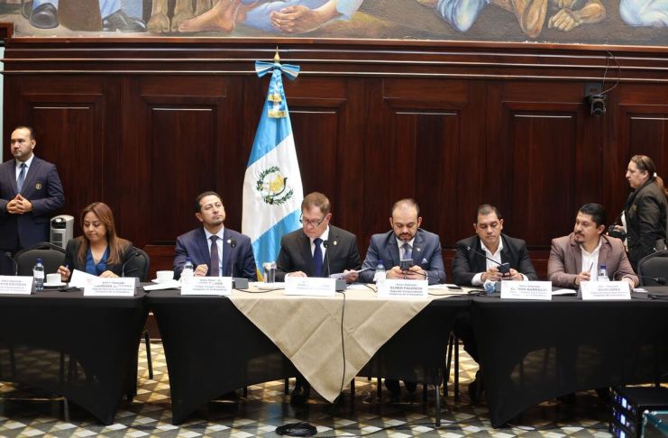 La junta directiva del Congreso de la República convocará a la Junta Mixta para la revisión de expedientes para magistrados a la CC. Foto: Congreso de la República