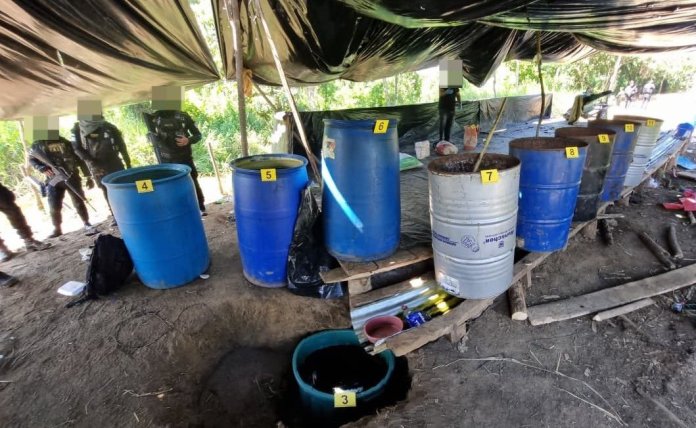 Operativo conjunto permite destrucción de narcolaboratorio en Izabal. Foto La Hora: Mingob.