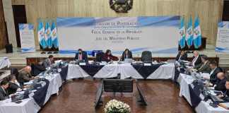 La Comisión de Postulación para elegir candidatos a fiscal general y jefe del Ministerio Público concluyó la revisión de expedientes. Foto La Hora: Daniel Ramírez