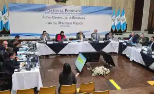 Elección de Fiscal General: Fracasa intento de eliminar requisito de finiquito del perfil de los aspirantes