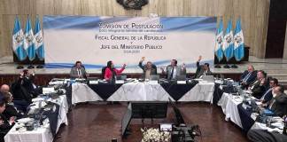 La Comisión de Postulación aprobó que ningún aspirante a Fiscal General pudo haber defendido o asesorado a personas vinculadas al crimen organizados. Foto La Hora: Daniel Ramírez