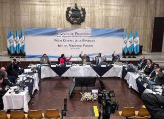 La Comisión de Postulación aprobó que ningún aspirante a Fiscal General pudo haber defendido o asesorado a personas vinculadas al crimen organizados. Foto La Hora: Daniel Ramírez