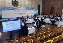 La Comisión de Postulación para elegir candidatos a Fiscal General y Jefe del Ministerio Público (MP) fijo una nota mínima para aspirar al puesto. Foto La Hora: Daniel Ramírez