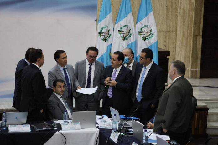 La Comisión de Postulación para elegir candidatos a dirigir el MP no logró cumplir con la generación de convocatoria para la presentación de papelería. Foto La Hora: Daniel Ramírez