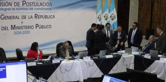 Después de seis horas de discusión, la comisión de postulación aprobó la tabla de gradación con la que calificarán aspirantes a dirigir el MP. Foto La Hora: Daniel Ramírez