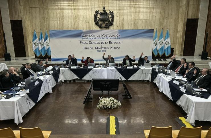 Por unanimidad, la postuladora aprobó la guía para entrevista de los aspirantes a candidatos a Fiscal General y Jefe del MP, con un número de cinco preguntas. Foto La Hora: José Orozco