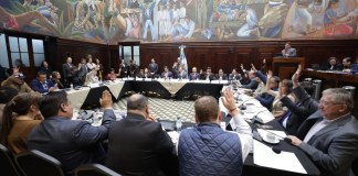 Los jefes de bloque aprobaron juramentar en la próxima plenaria a la comisión de postulación para fiscal general. Foto: Congreso de la República