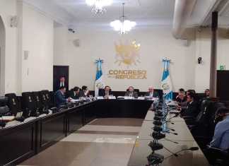 Los comisionados no aceptan las pruebas de descargo de tres aspirantes a magistrados. Foto: La Hora