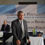 La Comisión Postuladora para MP recibió este martes su primer expediente de interesados en participar en el proceso de selección. Foto La Hora: Daniel Ramírez