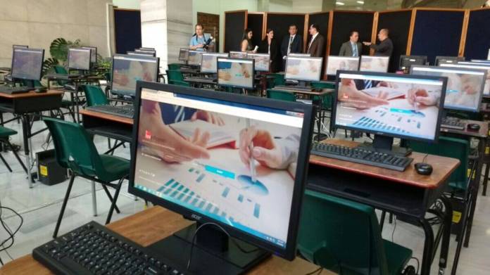 La Comisión de Postulación acordó que sea la Universidad del Valle la encargada de llevar a cabo las pruebas psicométricas a los aspirantes. Foto La Hora: OJ