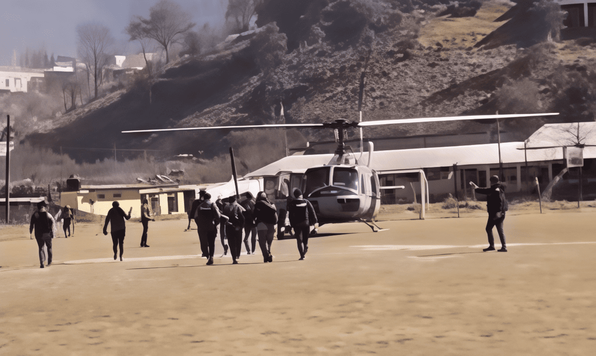 Detienen a presuntos traficantes que cobraban hasta Q12