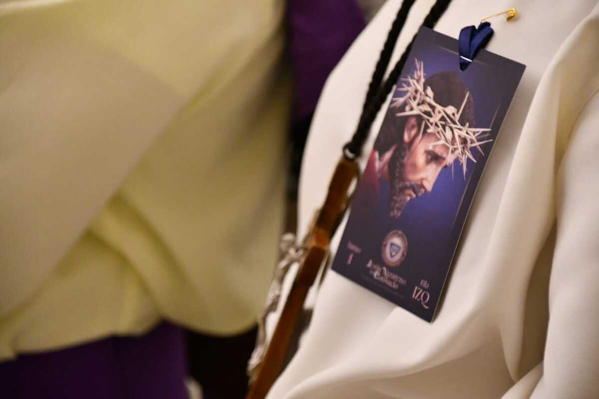 Cada Primer Fin de Semana de Cuarema, la Hermandad de Jesús del Consuelo realiza la velación de la imagen. Foto La Hora: Sergio Osegueda