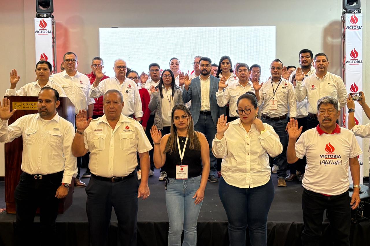 Durante la asamblea nacional, se juramentó a la nueva dirigencia del partido Victoria. 