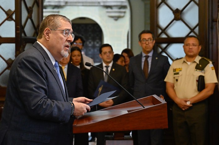 Arévalo se pronunció en dos ocasiones por la elección de magistrados de la CC. Foto La Hora: SCSP