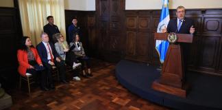 Ejecutivo propone reducir tiempos de transporte de petróleo en puertos por alza de combustibles.