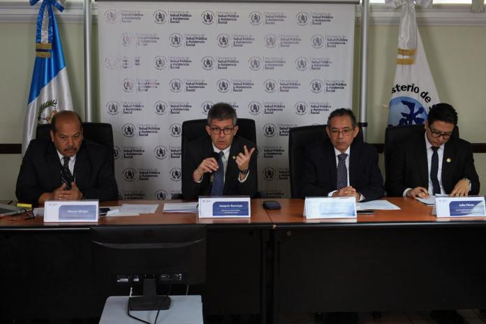 MSPAS presenta caso de corrupción por falsificación de registros sanitario y manejo de expedientes.