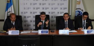 MSPAS presenta caso de corrupción por falsificación de registros sanitario y manejo de expedientes.