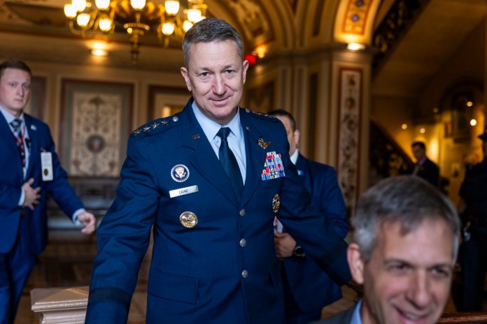 EE.UU. investiga el derribo de sus tres cazas por