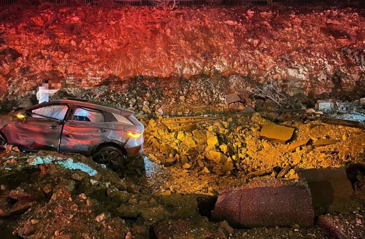 Ejército israelí responde con bombardeos a ataques desde el Líbano por parte del grupo Hizbulá.