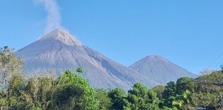 Actividad y retumbos registrados del volcán de Fuego. Foto La Hora: Conred