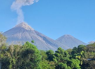 Actividad y retumbos registrados del volcán de Fuego. Foto La Hora: Conred