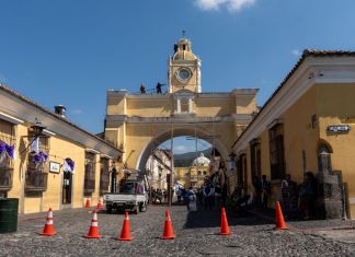 El Consejo Nacional para la Protección de La Antigua Guatemala autorizó a la municipalidad realizar el remozamiento del Arco de Santa Catalina. Foto La Hora: Municipalidad Antigua Guatemala