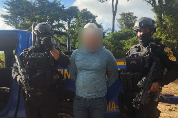 Capturan en Jalapa a alias “El 7”, requerido en EE. UU. por delitos de narcotráfico. Foto La Hora: Mingob.