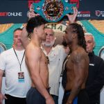 Lester Martínez y Aleem se encaran por última vez antes de la pelea. Foto La Hora: ProBoxTV.