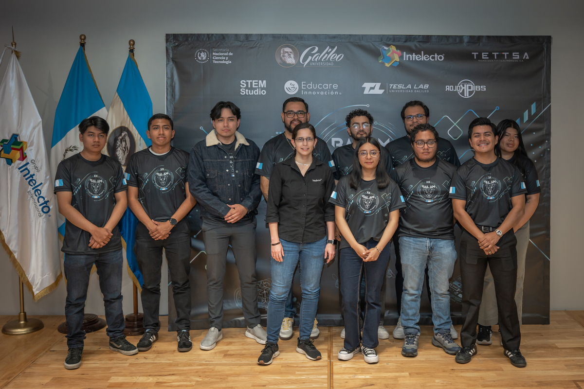 El Proyecto BALAM se considera como un motor de desarrollo tecnológico juvenil en el ecositema STEM guatemaleco. Foto: Cortesía Universidad Galileo.