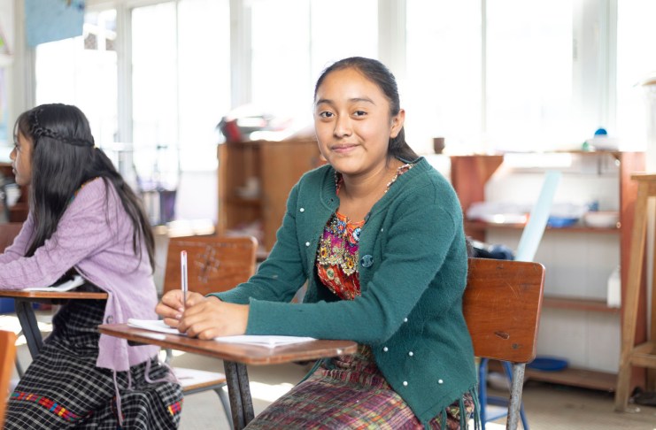 Mides abre convocatoria para aspirante a Becas Sociales de educación media.