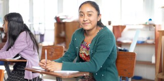 Mides abre convocatoria para aspirante a Becas Sociales de educación media Mides abre convocatoria para aspirante a Becas Sociales de educación media.