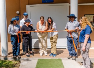 Inauguración de nuevo espacio de encuentro en el Centro de Conservación Marina. Foto: Asociación Guatemalteca de Historia Natural.
