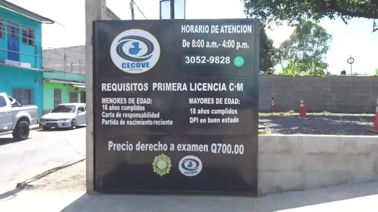 Aunque reconoció que no hay investigaciones contra su personal por irregularidades en la emisión de certificados para licencias, el Departamento de Tránsito aseguró que hará rotaciones en los Centros de Evaluación de Conductores.