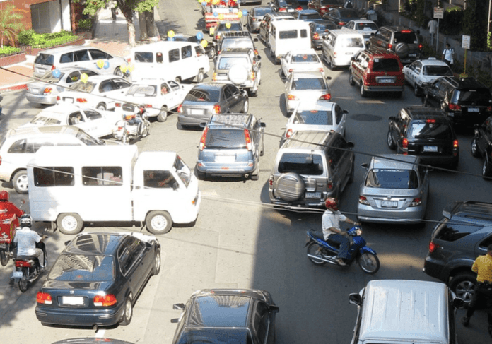 ¿Cómo ahorrar combustible ante el alza de precios y sin sacrificar tu vehículo