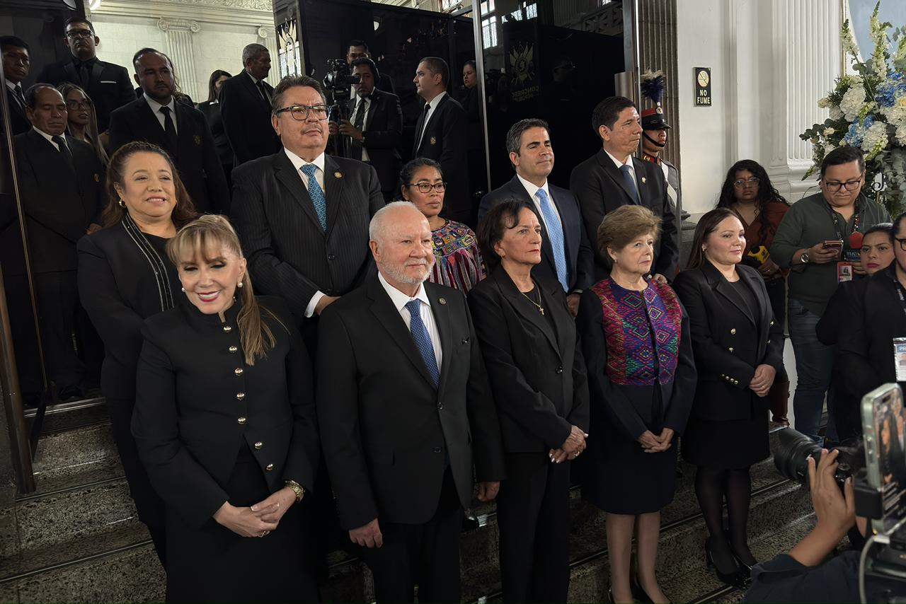 Congreso juramenta a magistrados titulares y suplentes para la CC 2026-2031