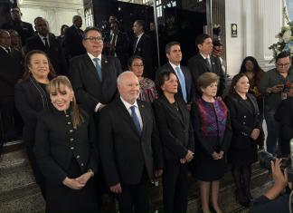 Juramentan a nuevos magistrados de la CC