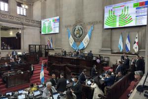 Presidente Contreras cancela plenaria ante falta de consensos para elección de magistrados a CC