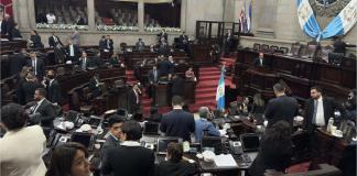 Congreso de la República luego de que pasara en primera lectura la Ley contra el Lavado de Dinero. Foto La Hora: José Orozco