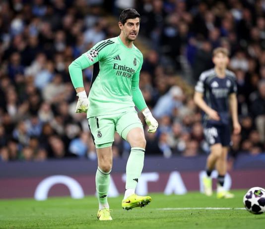 Thibaut Courtois sufrió una lesión muscular en el cuádriceps derecho y se perderá la serie de cuartos de final de la Champions League.