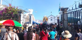 Desde este viernes y el fin de semana se han programado recorridos procesionales en el centro de Villa Nueva y también la celebración de un convite. Foto La Hora: PMT de Villa Nueva